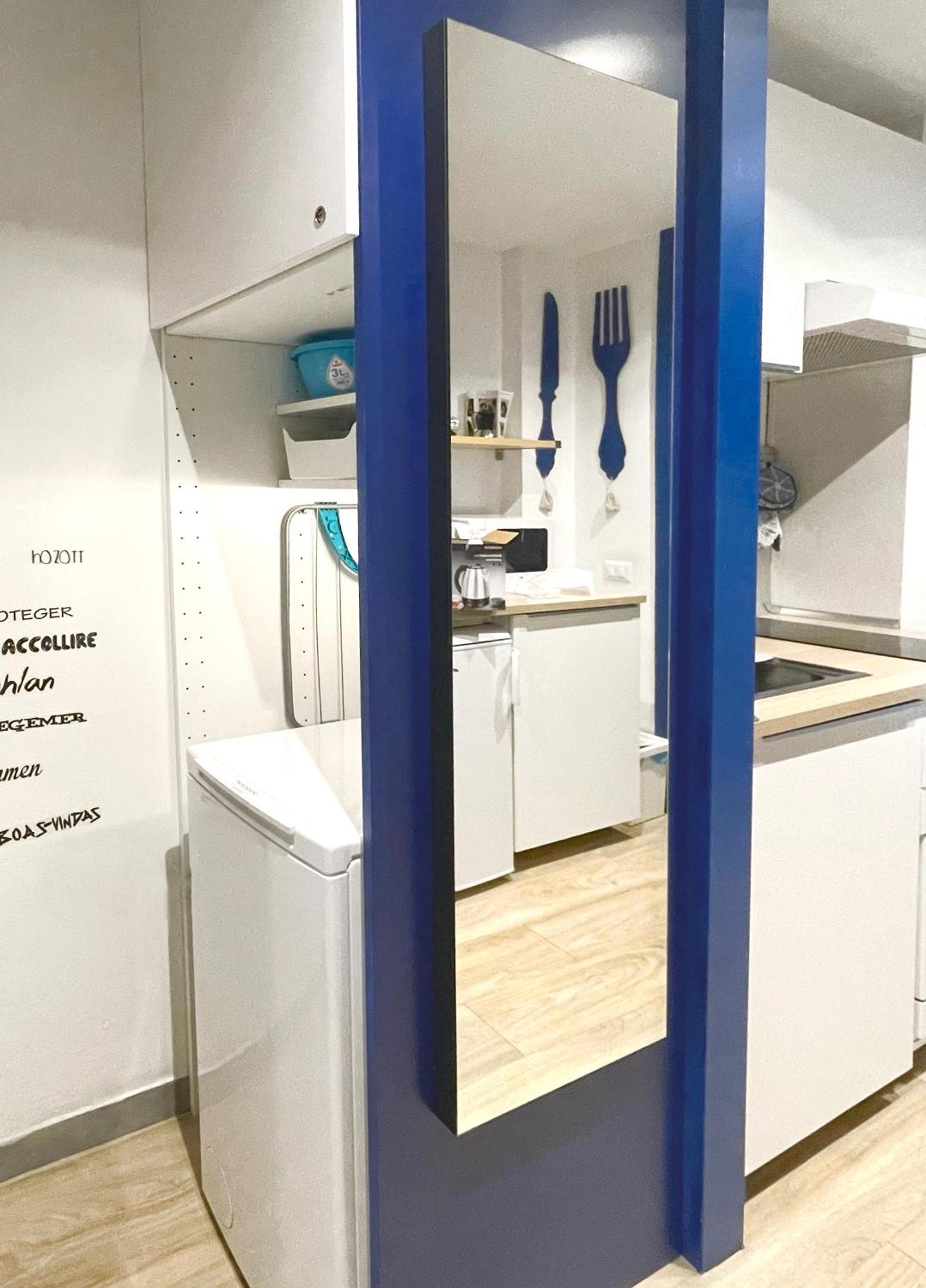 Appartamento Blu A Milano Zona Ripamonti Vicino Allo Ieo المظهر الخارجي الصورة